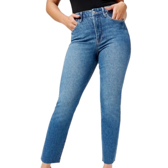 GOOD AMERICAN Good Classic Hi Rise Raw Hem Jean - Picture 4 of 5